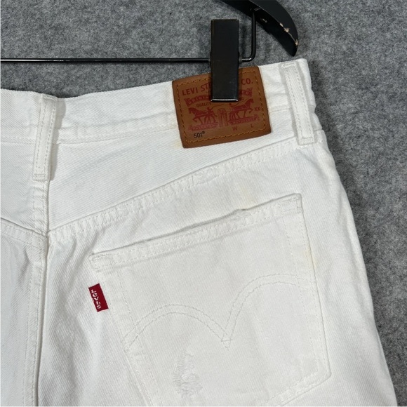 LEVIS 501 Shorts Size W29 Womens White Cotton Denim Button Up Summer Bottoms - Picture 12 of 12
